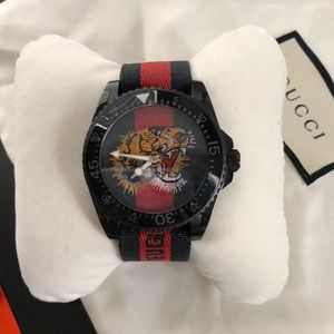 Gucci Par Amour watch